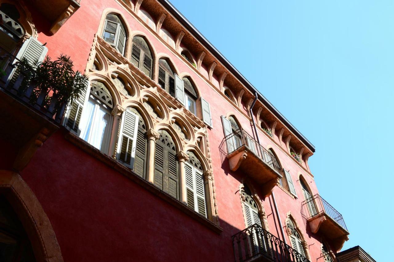 Suite Della Scala Verona Exteriör bild